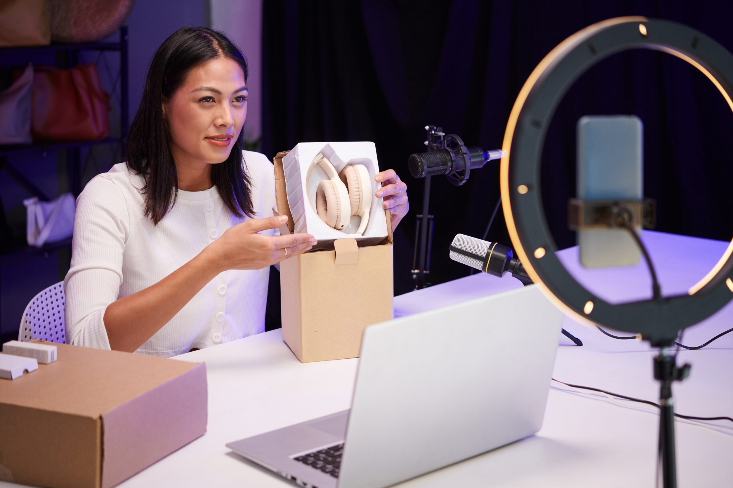 Il declino della pubblicità cartacea e l&#8217;ascesa dei consumer video